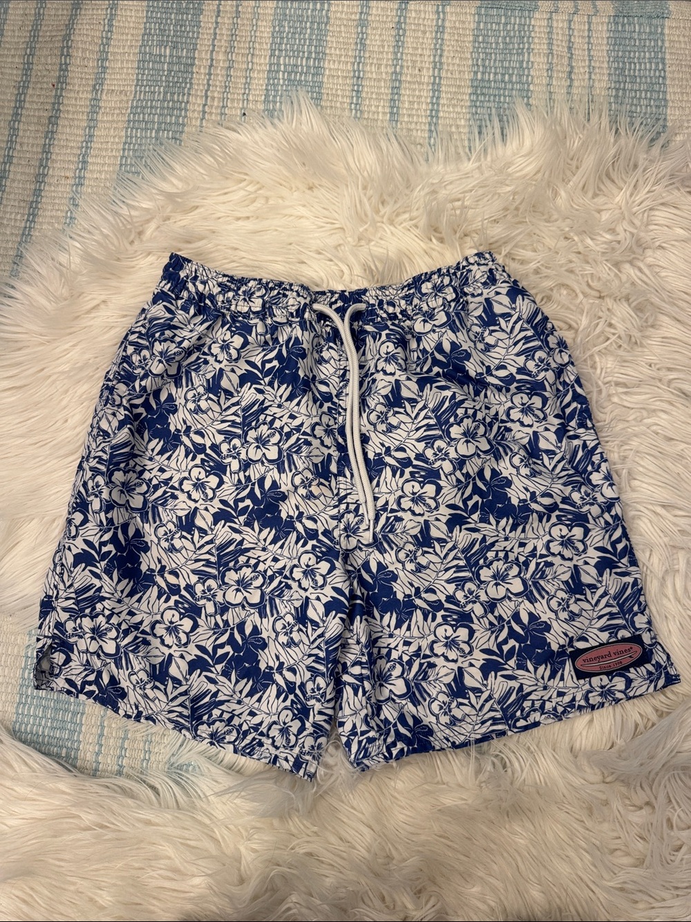 Boys Vineyard Vines Navy and White Floral Swim trunks